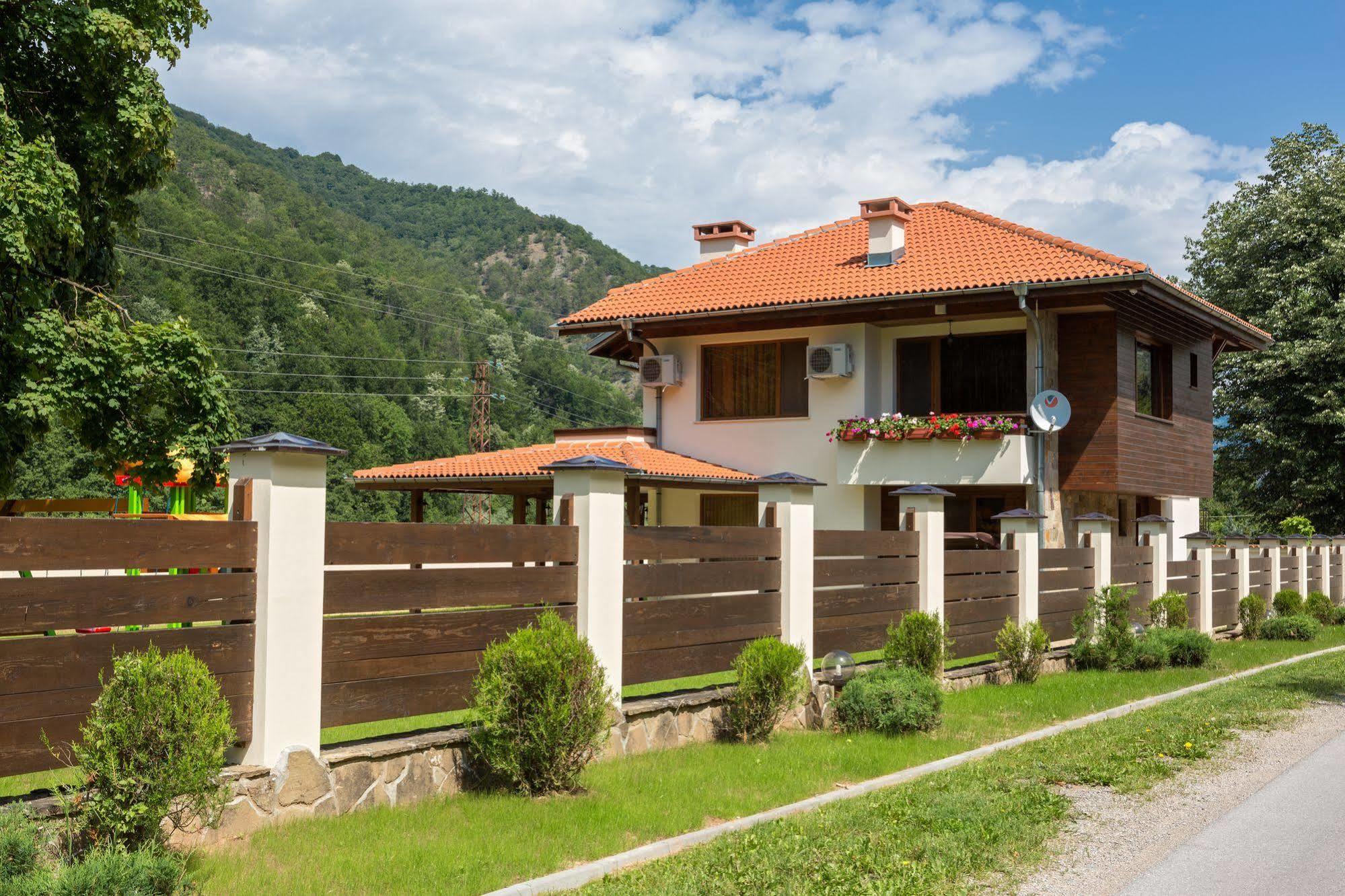 Ribaritsa Guest House Vitora מראה חיצוני תמונה